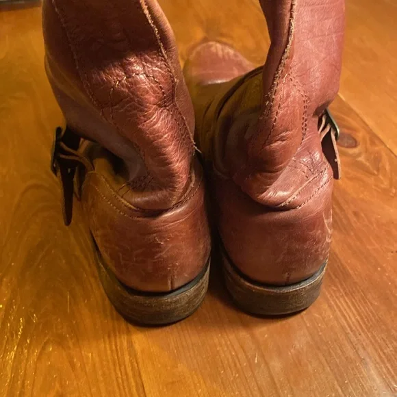 Women's Brown Leather Boots - Picture 4 of 11